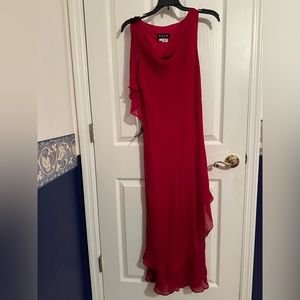 Red 100% silk gala/cocktail dress S